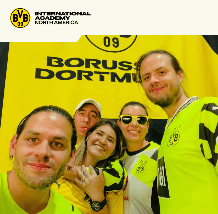 Brothers Toto Münstermann (far left) and Kevin Münstermann (far right) are the driving force behind Academia Borussia.